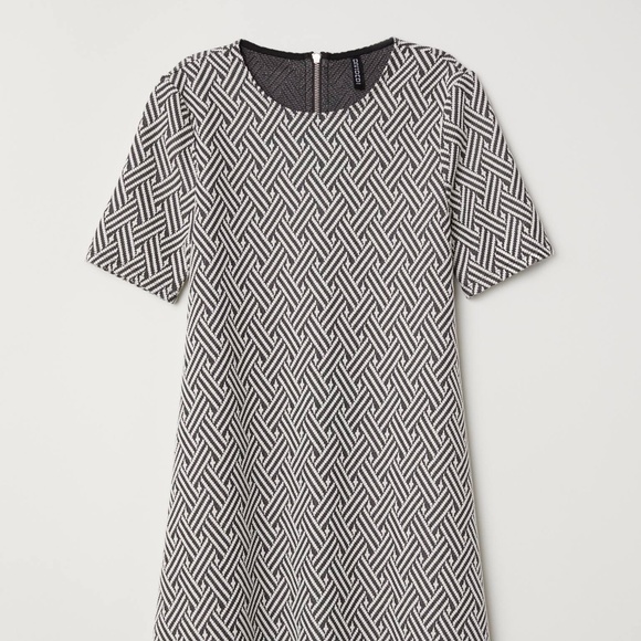 H&M SHORT JERSEY JACQUARD DRESS - Picture 1 of 5